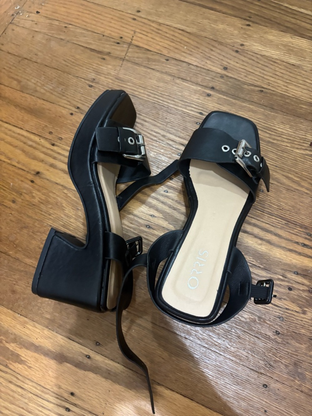 Foxblood chunky black sandals - Picture 4 of 5